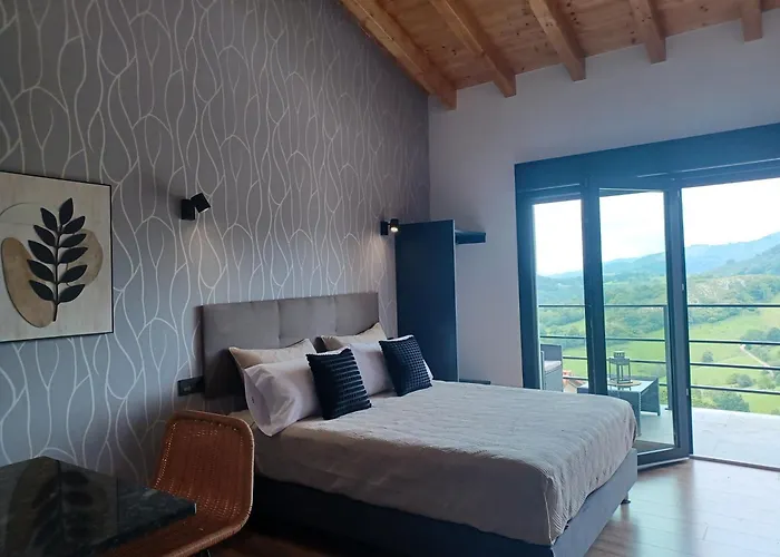 Apartamentos El Llanin