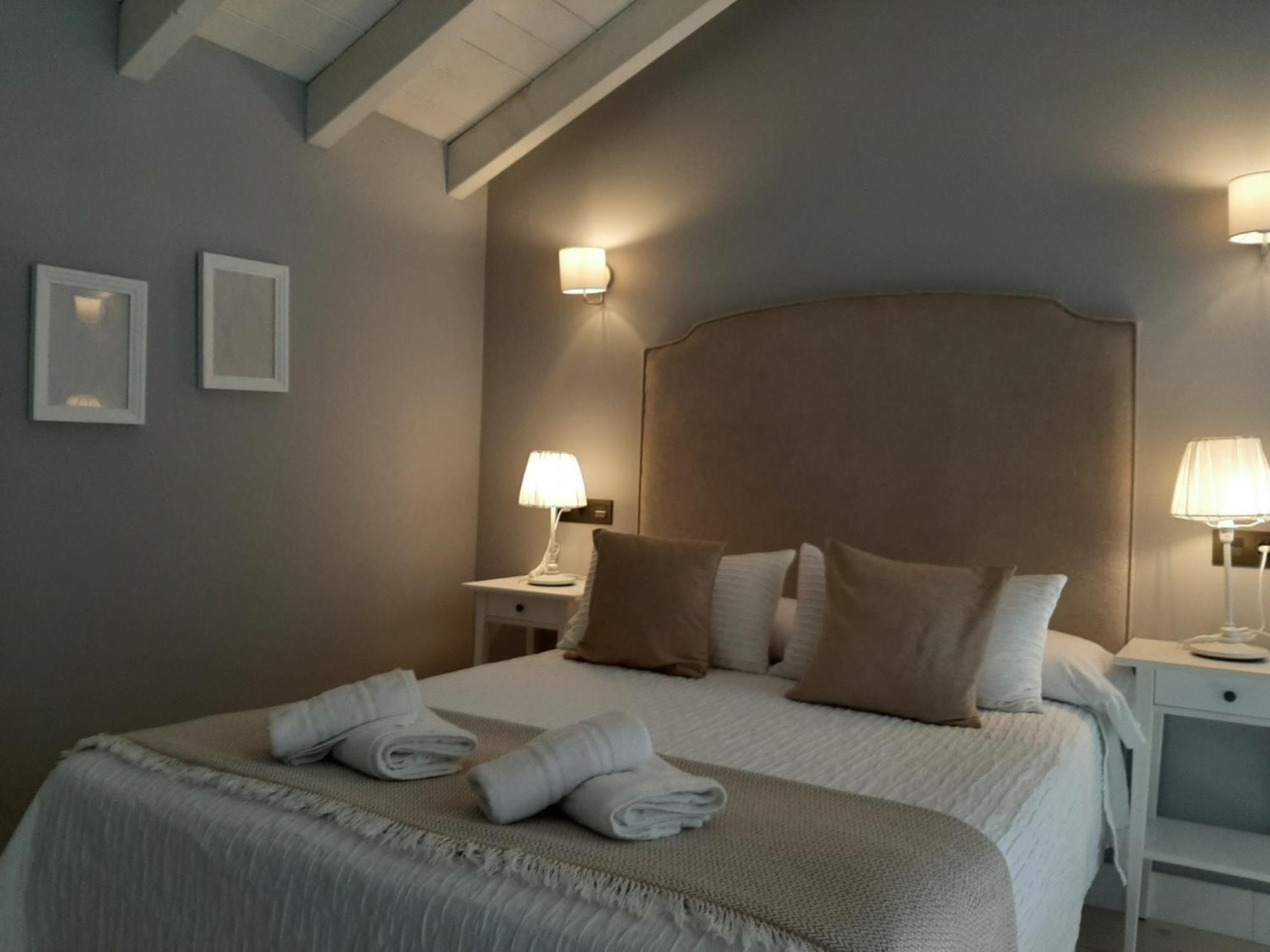 El Llanin Apartament *